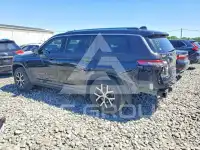 2023 Jeep CHEROKEE фото