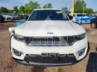 2023 Jeep CHEROKEE photo