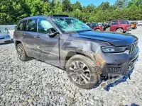 2023 Jeep CHEROKEE фото