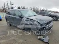 2023 Jeep CHEROKEE photo