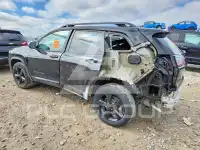 2023 Jeep CHEROKEE фото
