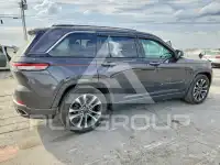 2023 Jeep CHEROKEE фото