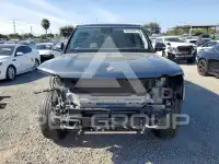 2023 Rivian R1S фото