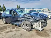 2023 Mazda 3 фото
