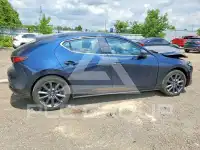 2023 Mazda 3 фото