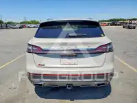 2023 Lincoln NAUTILUS photo