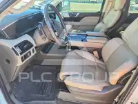2023 Lincoln NAVIGATOR фото