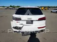 2023 Audi SQ5 фото