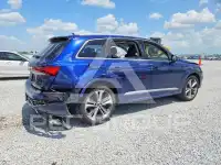 2023 Audi Q7 фото