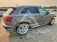 2023 Audi Q5 фото