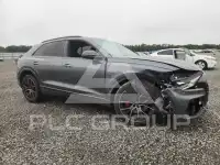 2023 Audi SQ8 фото