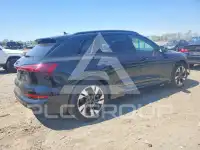 2023 Audi E-TRON фото