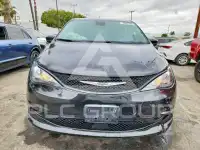 2023 Chrysler Pacifica photo