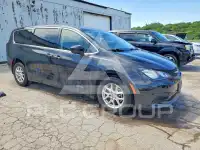 2023 Chrysler VOYAGER фото