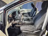 2023 Chrysler Pacifica photo