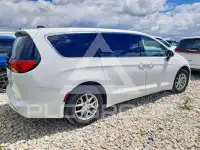 2023 Chrysler Pacifica фото