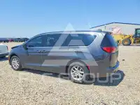 2023 Chrysler Pacifica photo