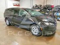 2023 Chrysler Pacifica photo