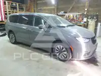 2023 Chrysler PACIFICA photo