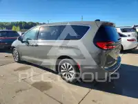 2023 Chrysler PACIFICA photo
