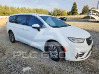 2023 Chrysler PACIFICA photo