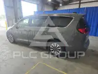2023 Chrysler PACIFICA фото