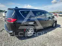 2023 Chrysler PACIFICA фото