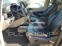 2023 Chrysler PACIFICA photo