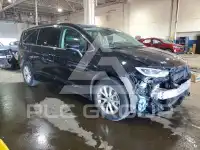 2023 Chrysler PACIFICA фото