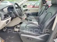2023 Chrysler PACIFICA фото