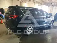 2023 Chrysler PACIFICA фото