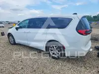 2023 Chrysler PACIFICA фото