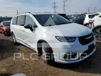 2023 Chrysler PACIFICA photo