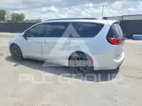 2023 Chrysler PACIFICA фото
