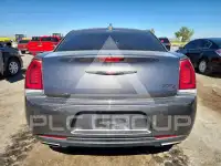 2023 Chrysler 300 фото