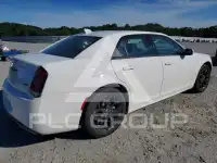 2023 Chrysler 300 фото