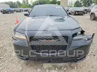 2023 Chrysler 300 фото