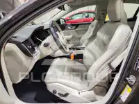 2023 Volvo S60 фото