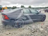 2023 Volvo S60 фото