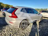 2023 Volvo XC60 photo
