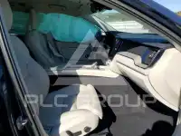 2023 Volvo XC60 фото