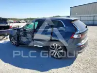 2023 Volvo XC60 фото