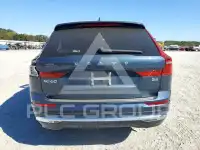 2023 Volvo XC60 фото