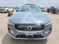 2023 Volvo XC60 фото