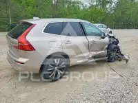 2023 Volvo XC60 фото