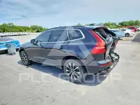 2023 Volvo XC60 фото