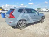 2023 Volvo XC60 фото