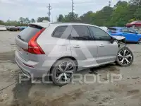 2023 Volvo XC60 фото