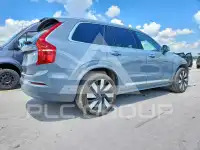 2023 Volvo XC90 photo