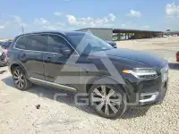 2023 Volvo XC90 фото
